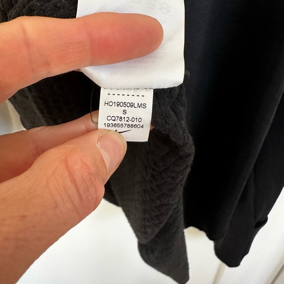 Nike Sphere Element 3.0 NYC Women's Long-Sleeve Running Top - Small - Picture 12 of 12